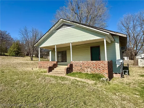 206 Green Ave, Poteau, OK 74953