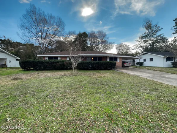 2515 Orleans Rd, Biloxi, MS 39531