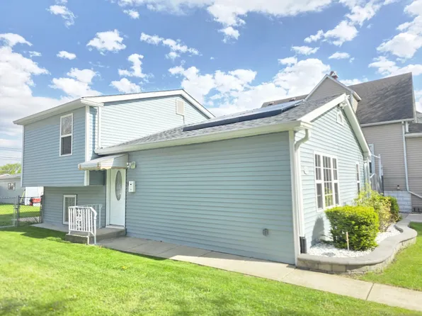 625 S 14th Ave, Maywood, IL 60153