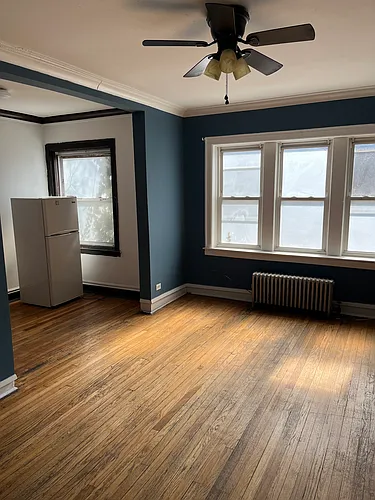 7223 S Kimbark Ave #301 Photo 1