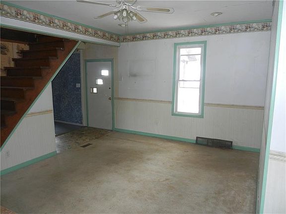 4th image of 123 Highland Ave