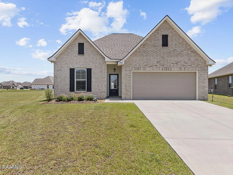 106 Bejeweled Ave