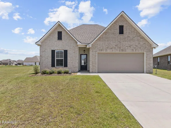 106 Bejeweled Ave, Youngsville, LA 70592