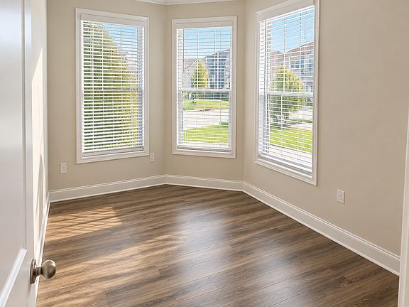 5th image of 520 Wheatfield Rd #520