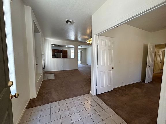 3rd image of 1205 E Hammer Ln