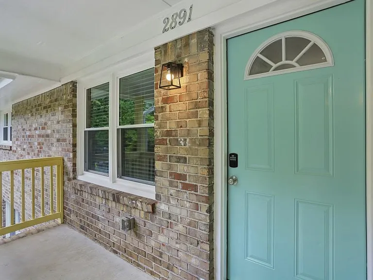 2891 White Oak Dr — Photo 8