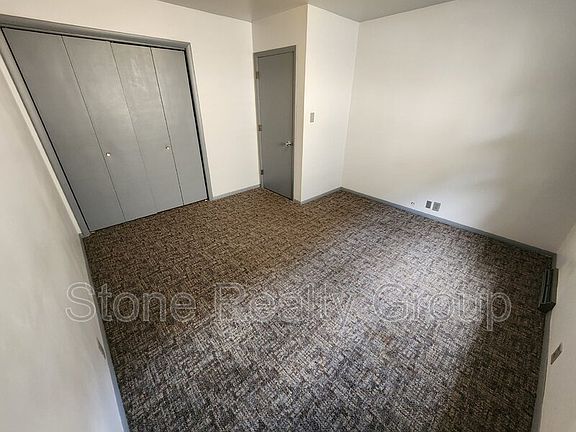 4th image of 304 Shelby St APT 12