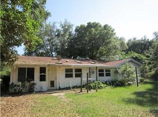 614 Hayes Rd, Lutz, FL 33549