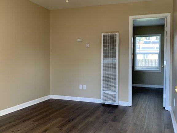 2nd image of 229 6th St APT 5