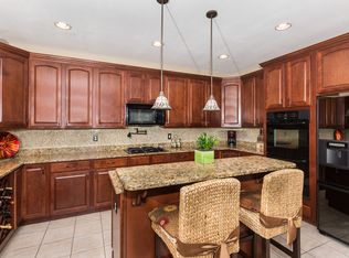 632 Pond View Ct, Westminster, MD 21158