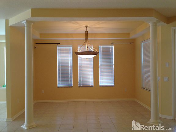 4th image of 219 Sela Cove Cir