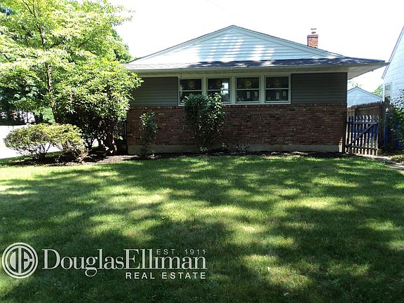 2nd image of 10 Cambridge Ave