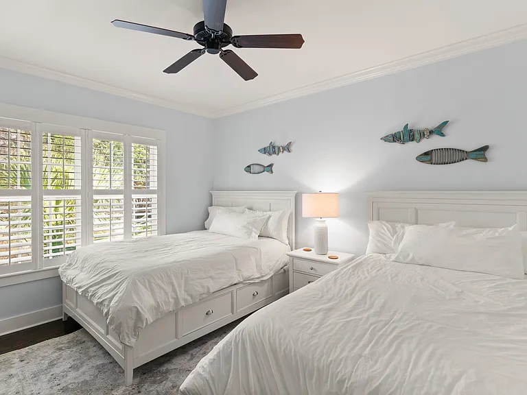 1044 Village Oaks Ln — Photo 17