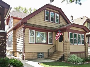 3327 W Hayes Ave, Milwaukee, WI 53215