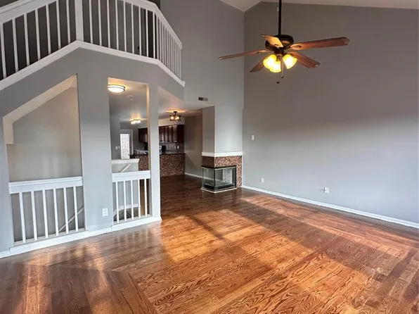 4240 Maple St, Dearborn, MI 48126