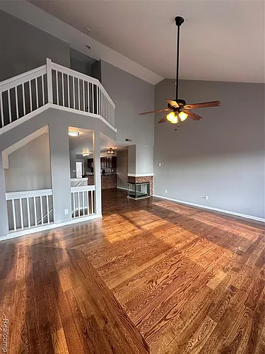 4240 Maple St Photo 1