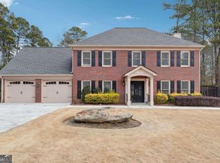 4346 Karls Gate Dr, Marietta, GA 30068