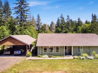 8230 Johnson Point Rd NE, Olympia, WA 98516