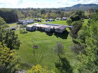 554 Ritchie Farm Rd, Summersville, WV 26651