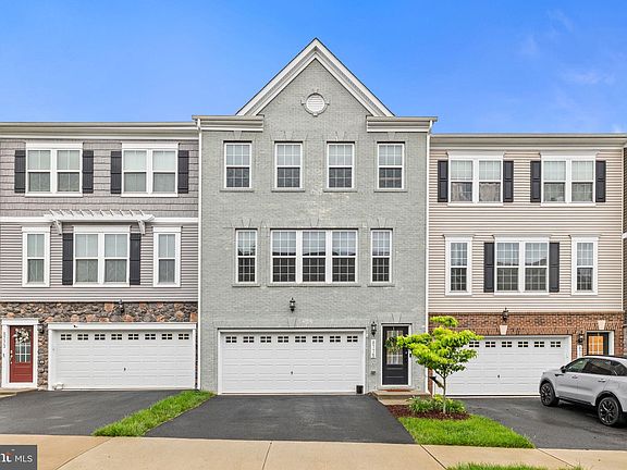 2nd image of 8775 Elsing Green Dr