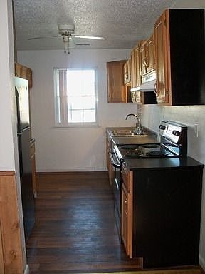 3rd image of 3830 Harvest Ct