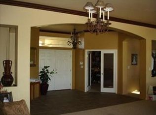 9208 Lake Victoria Dr, Bakersfield, CA