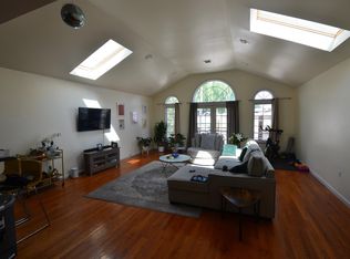 239 Webster Ave #2, Jersey City, NJ 07307