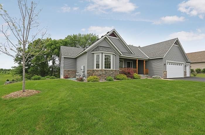 1st image of 21227 Foxtail Ln S