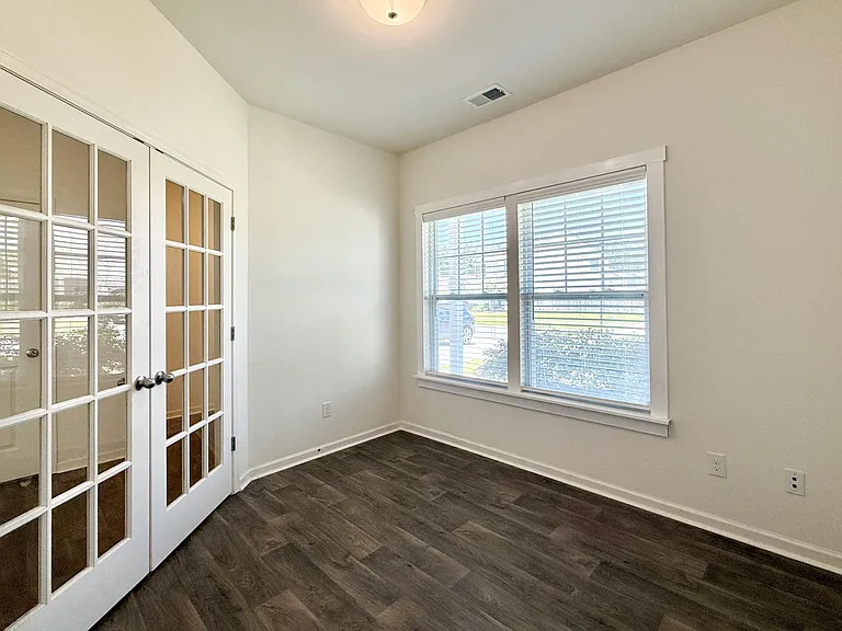 421 Fox Sparrow Ct — Photo 5