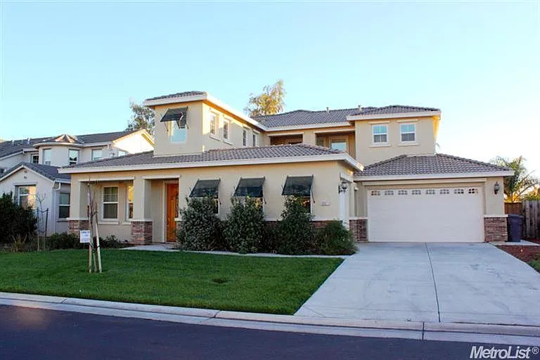 33521 Wildwing Dr photo 1