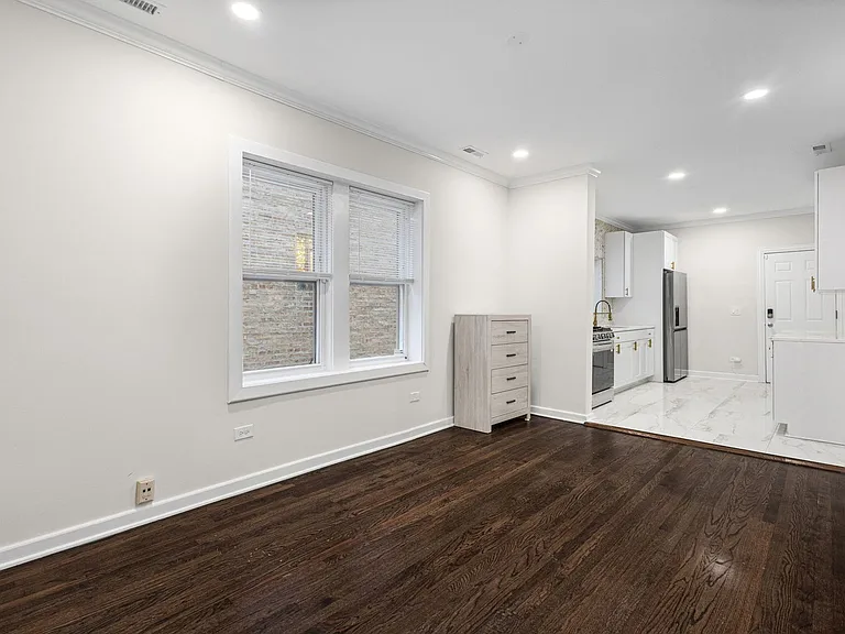 1742 N Mayfield Ave #1 — Photo 15