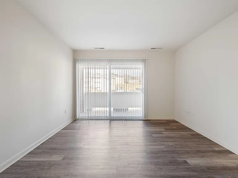Windsor Hills Apartments — Photo 71