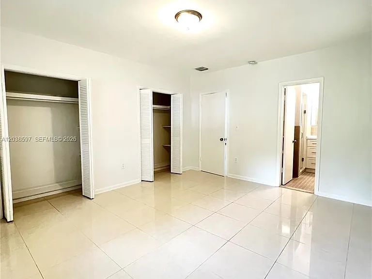 1506 Delgado Ave — Photo 9