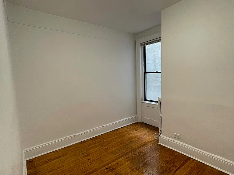 427 16th St #2B — Photo 4