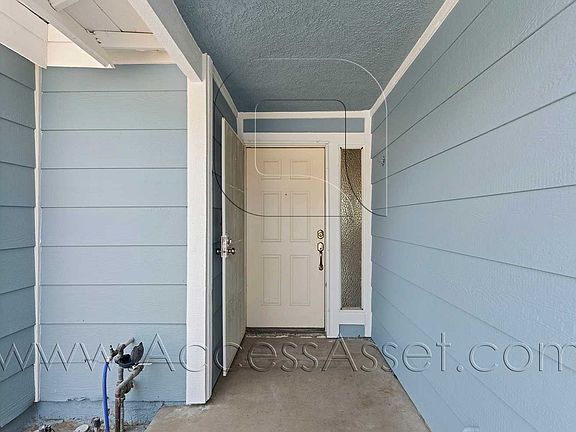 4th image of 2224 Callaway Dr