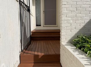 39508 Kartar Ln #1, Novi, MI 48375