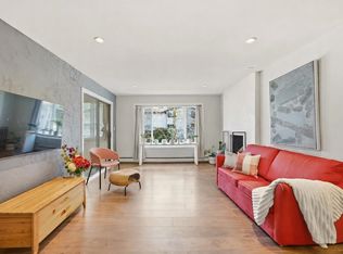 1381 Martin St #301, White Rock, BC