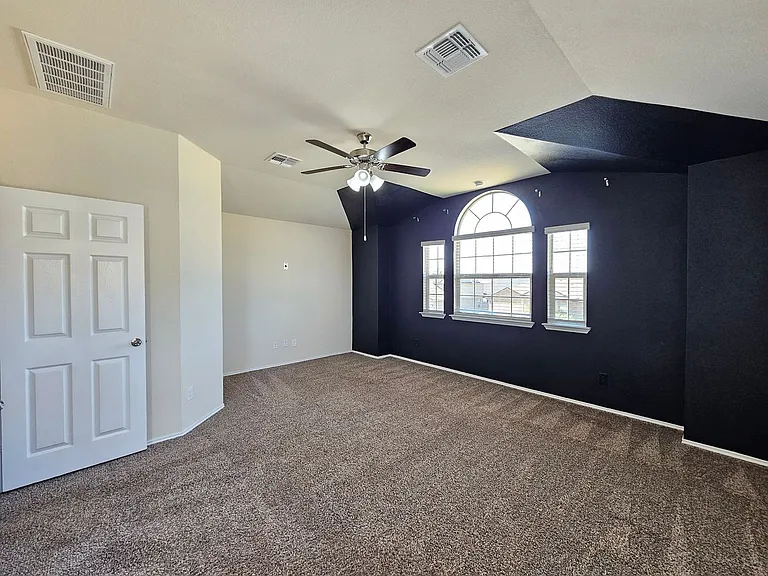 3901 Brunswick Dr — Photo 11