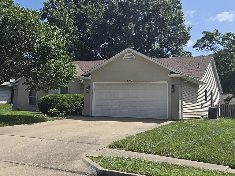 3700 Falmouth Dr — Photo 30