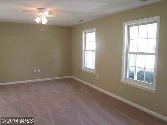 3rd image of 47955 Piney Orchard St