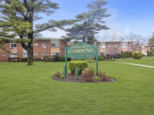 267 N Newbridge Road #1C, Levittown, NY 11756