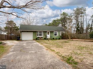 281 Lighthouse Dr, Manahawkin, NJ 08050