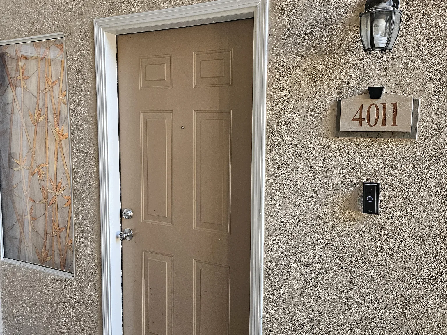 3 bed, 1356 sqft, $1,950 — Photo 2
