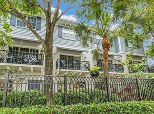 484 NE 2nd Ave #14, Fort Lauderdale, FL 33301
