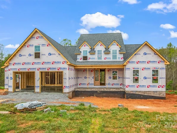 161 Meeting House Ln, Advance, NC 27006