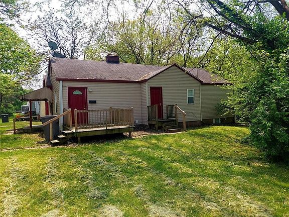 2nd image of 3756 Baltimore Ave