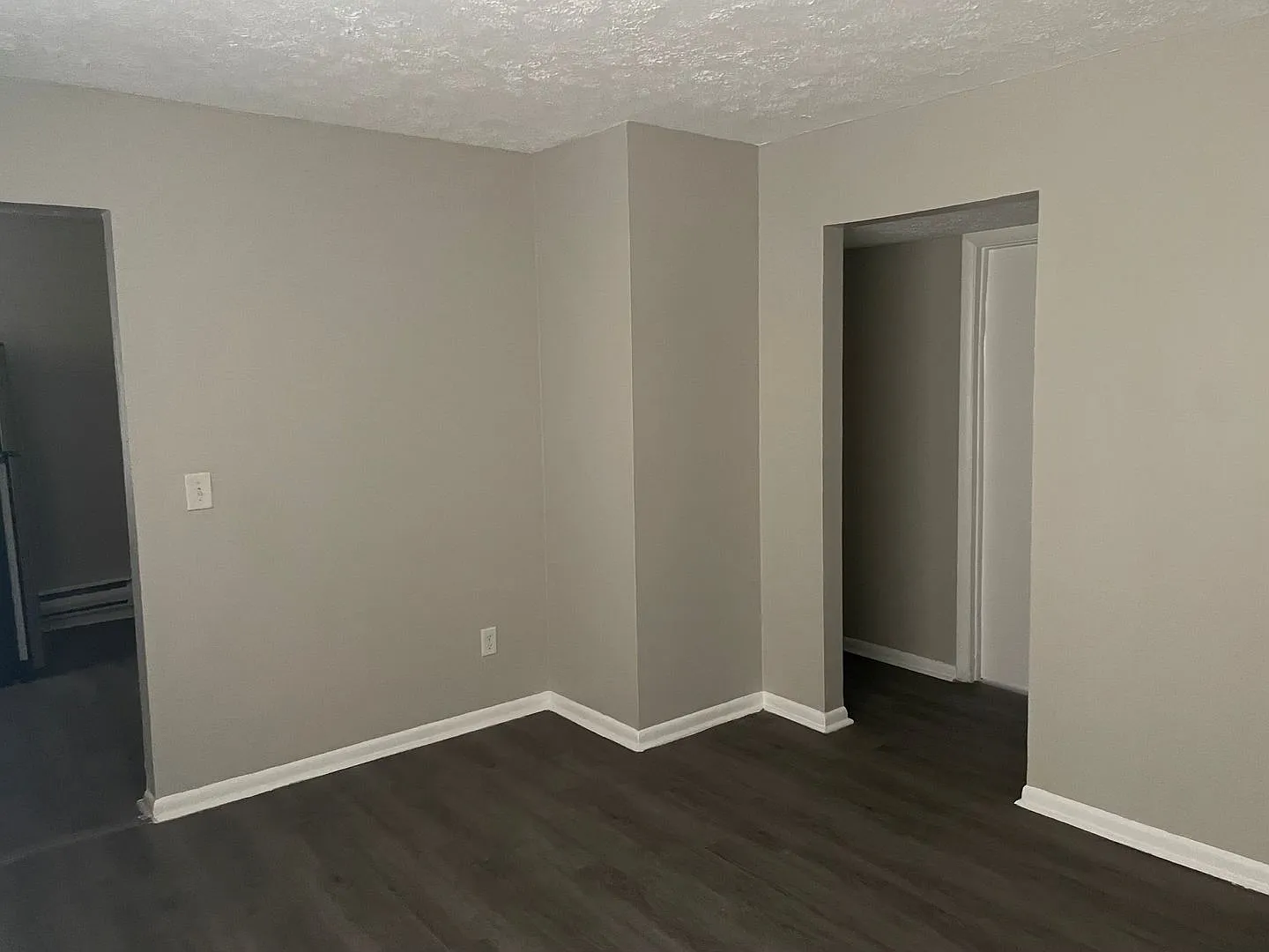 Northern Court Apartments — Photo 3