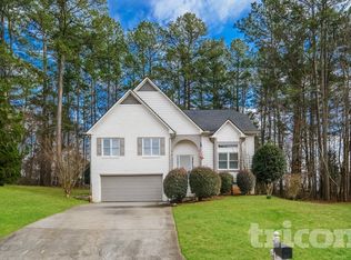 985 Brookmont Dr SW, Marietta, GA 30064