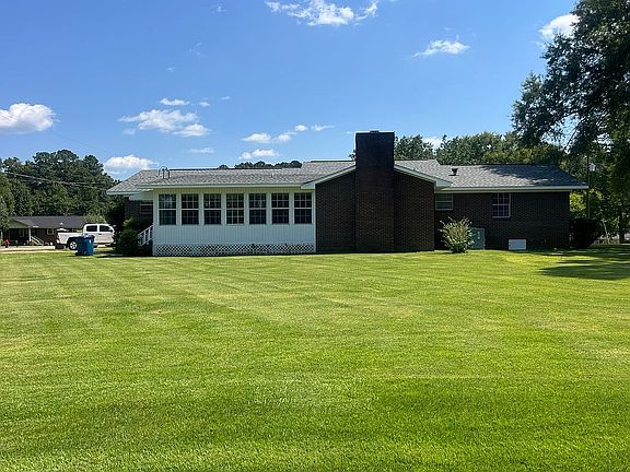 3rd image of 3603 Lindsey St