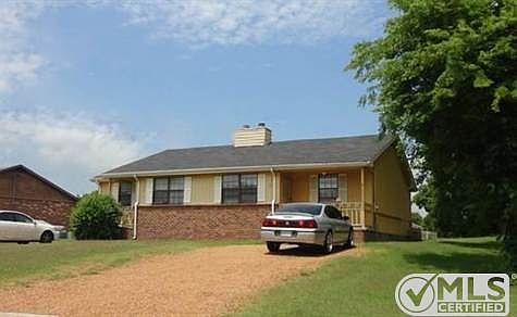 4th image of 3112 Brickdale Ln #B